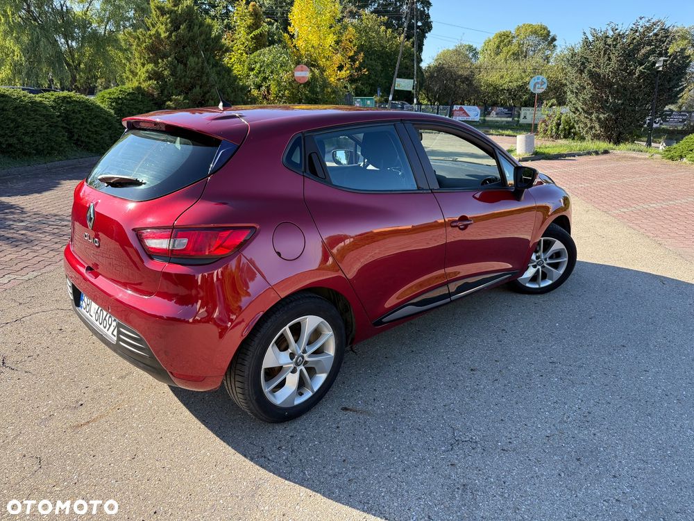 Renault Clio 2017 photo 2