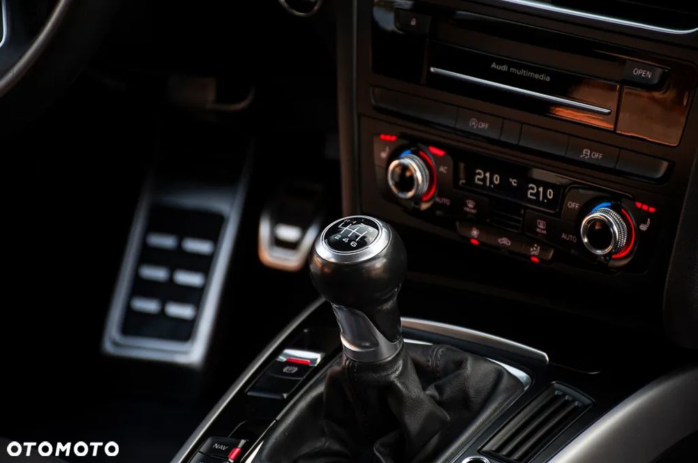 Audi A4 Limousine 1.8 TFSI S line Sportpaket - 23