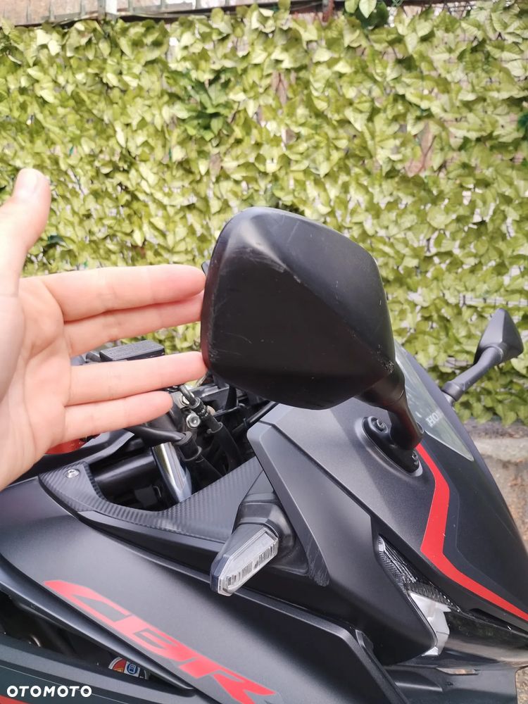 Honda CBR - 19