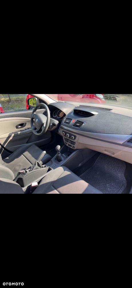 Renault Megane 1.6 16V Expression - 8