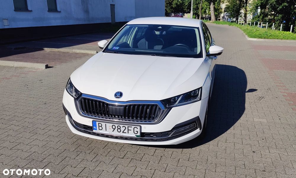 Skoda Octavia 2.0 TDI SCR Style DSG - 1