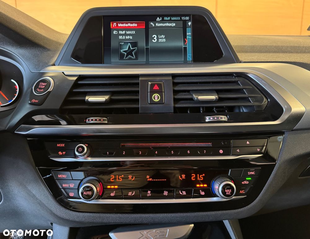 BMW X3 xDrive20d - 17