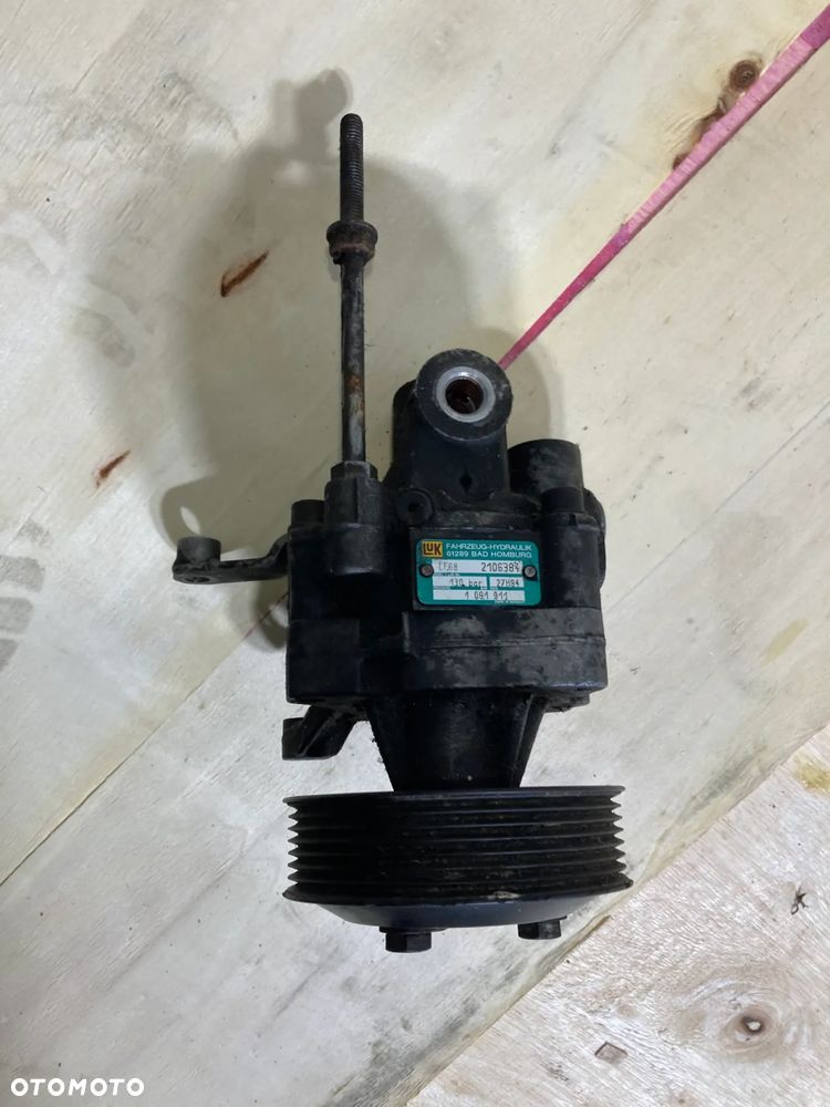 POMPA WSPOMAGANIA BMW E38 M60 V8 E31 E32 E34 LF68 LUK 1091911 1092015 - 9
