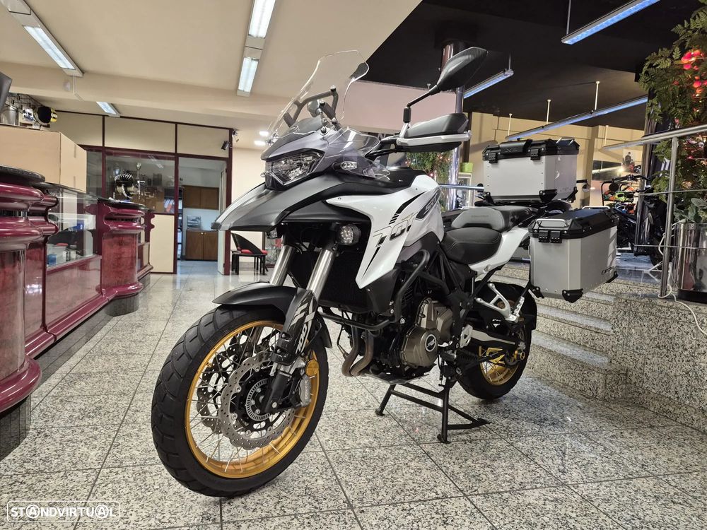 QJ Motor SRT 700X - 5