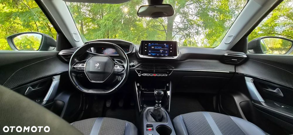 Peugeot 2008 1.5 BlueHDi Allure S&S - 24