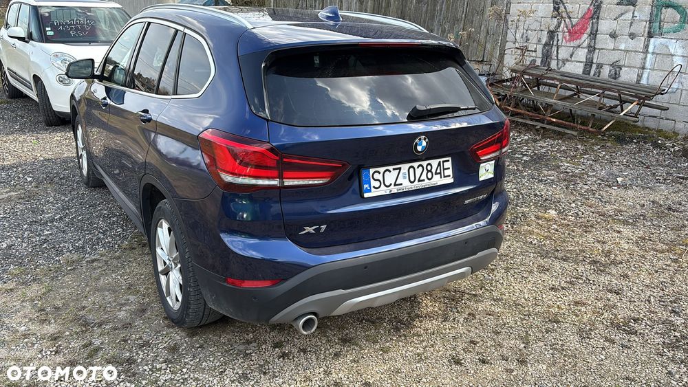 BMW X1 sDrive16d - 4