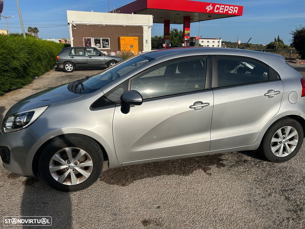 Kia Rio 1.1 CRDi - 3