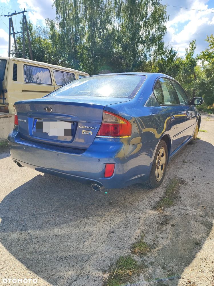 Subaru Legacy - 4