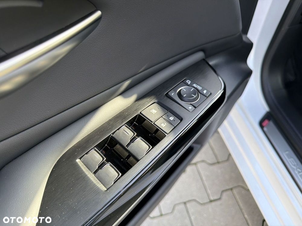 Lexus ES 300h Prestige - 20