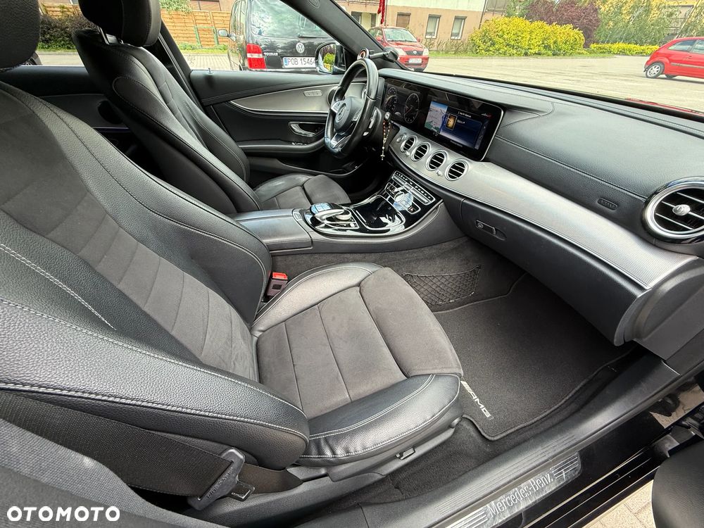 Mercedes-Benz Klasa E 220 d 4-Matic 9G-TRONIC - 11