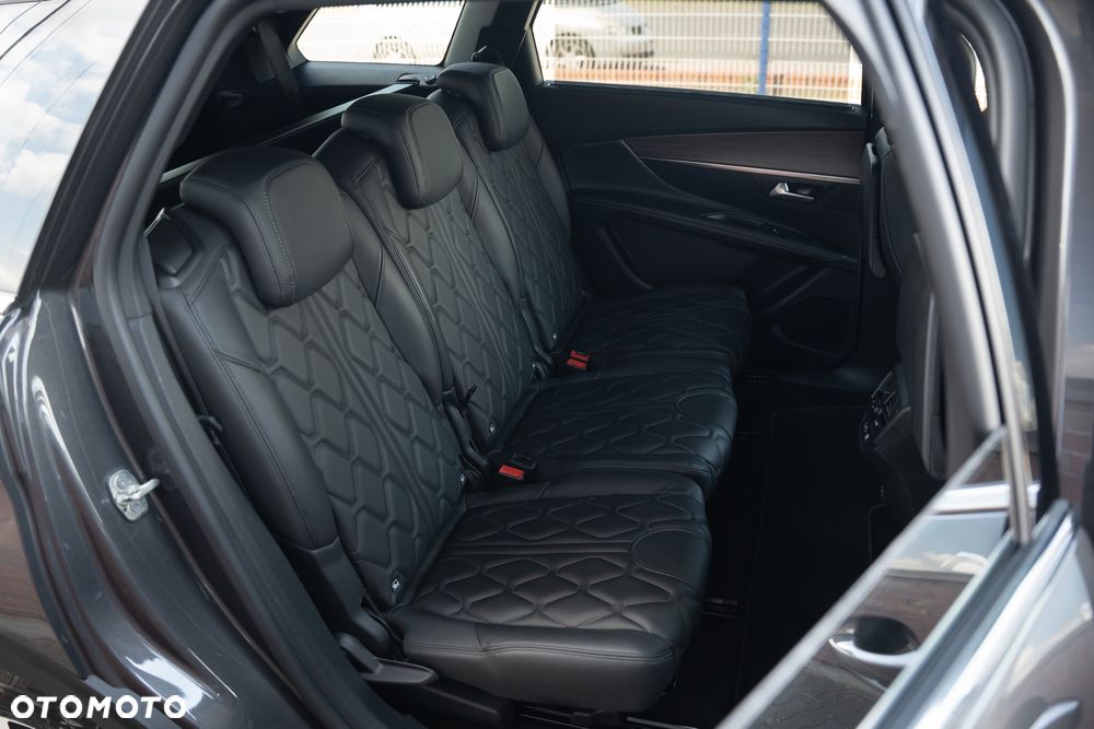 Peugeot 5008 1.6 PureTech GT Pack S&S EAT8 - 34