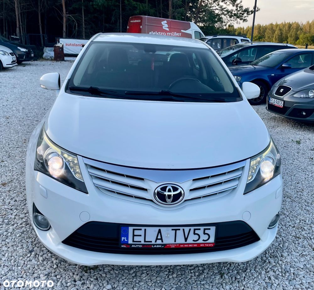 Toyota Avensis 2.0 D-4D Premium - 22