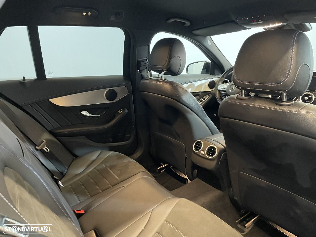 Mercedes-Benz C 300 - 22