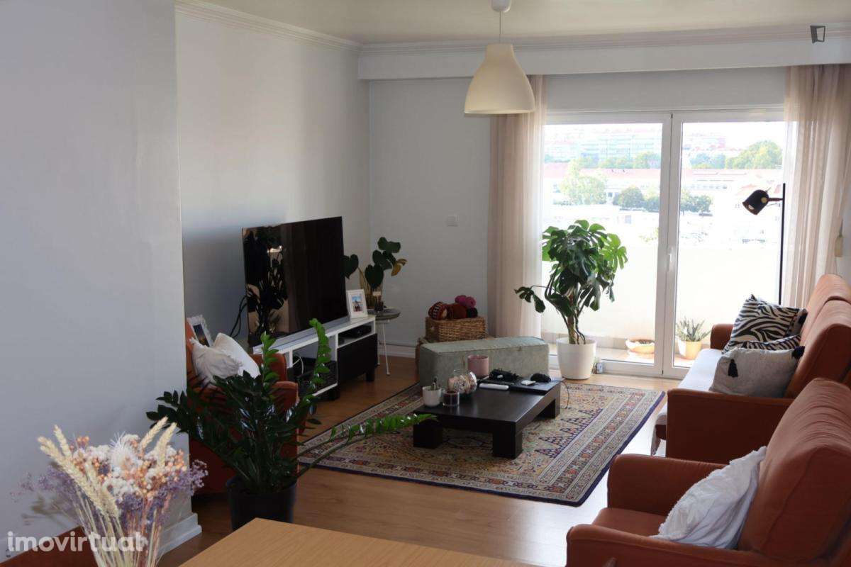 Quarto - localizado em Telheiras Lisbon - Grande imagem: 5/13