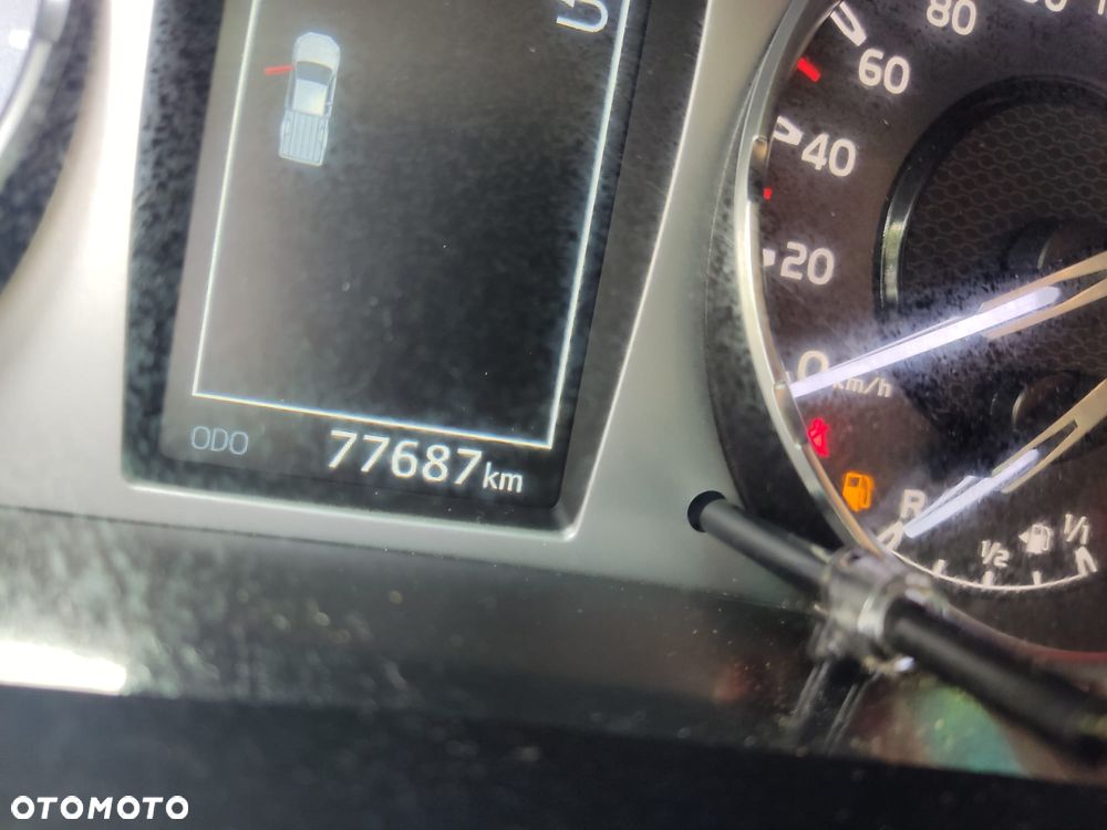 Toyota Hilux - 28