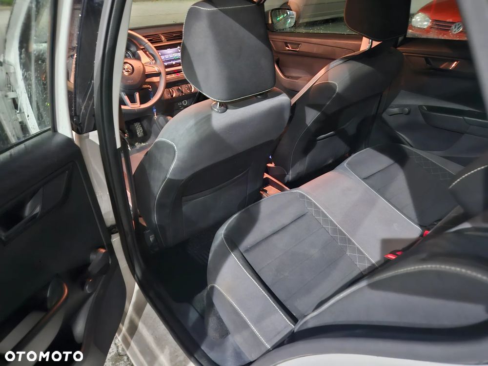 Skoda Fabia 1.0 Ambition Plus - 7