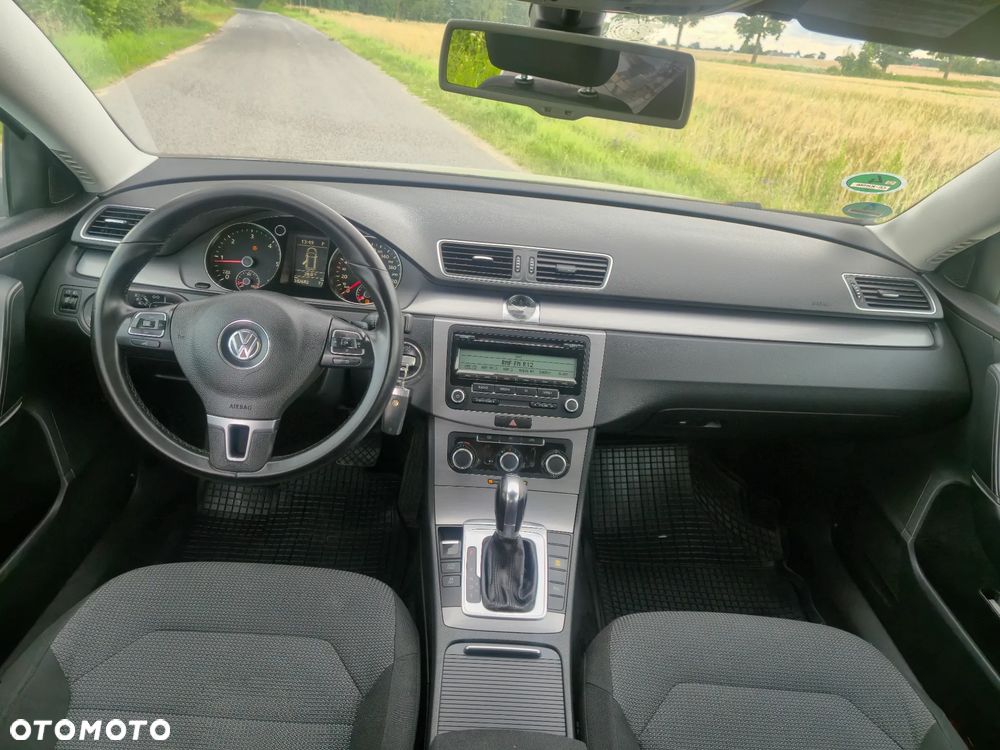 Volkswagen Passat 2.0 TDI DPF DSG Comfortline - 6