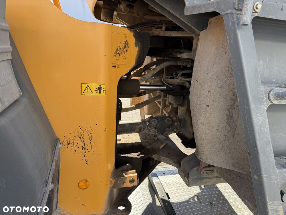 Liebherr L566 - 20