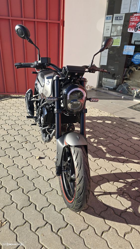 Benelli Leoncino 125 - 4