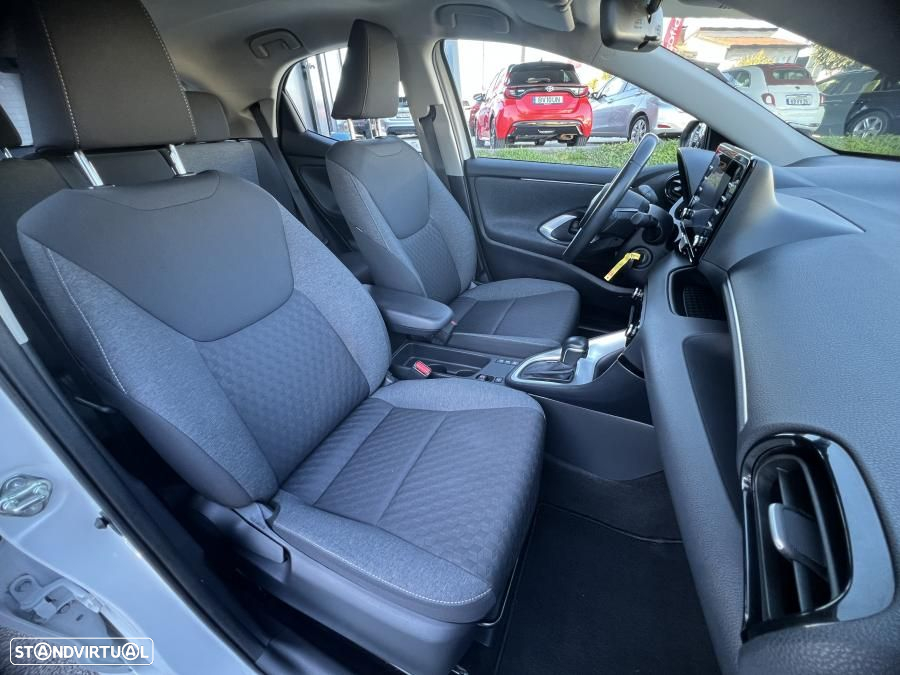 Toyota Yaris 1.5 HDF Comfort Plus - 24