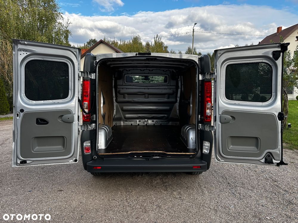Opel Vivaro - 26