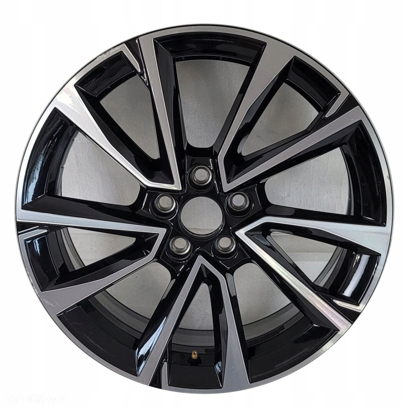 FELGA SKODA FABIA IV 2021- 7X17 ET51 5X100 6VA601025 - 1