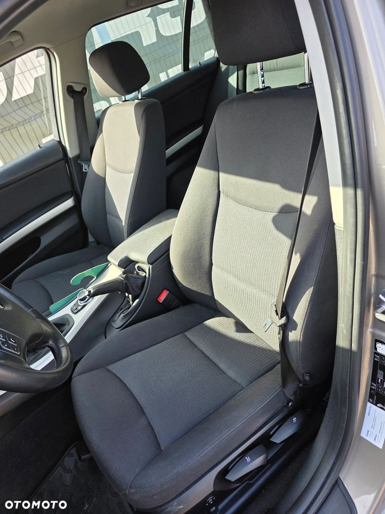 BMW Seria 3 320d xDrive DPF Edition Sport - 7
