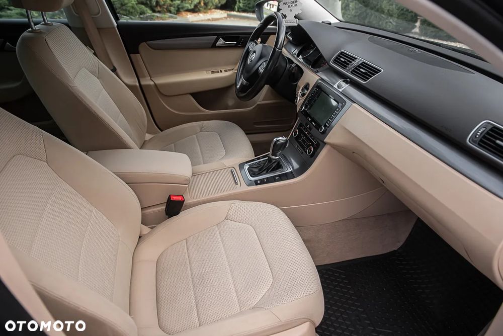 Volkswagen Passat 1.4 TSI DSG BlueMotion Technology Highline - 31