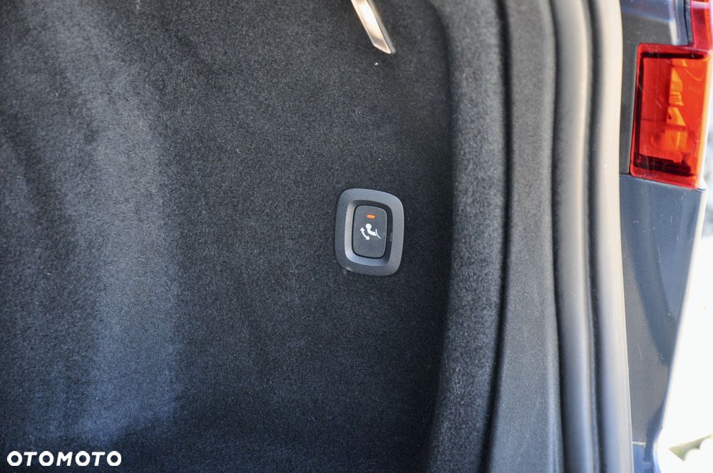 Volvo V60 B3 B Essential - 15