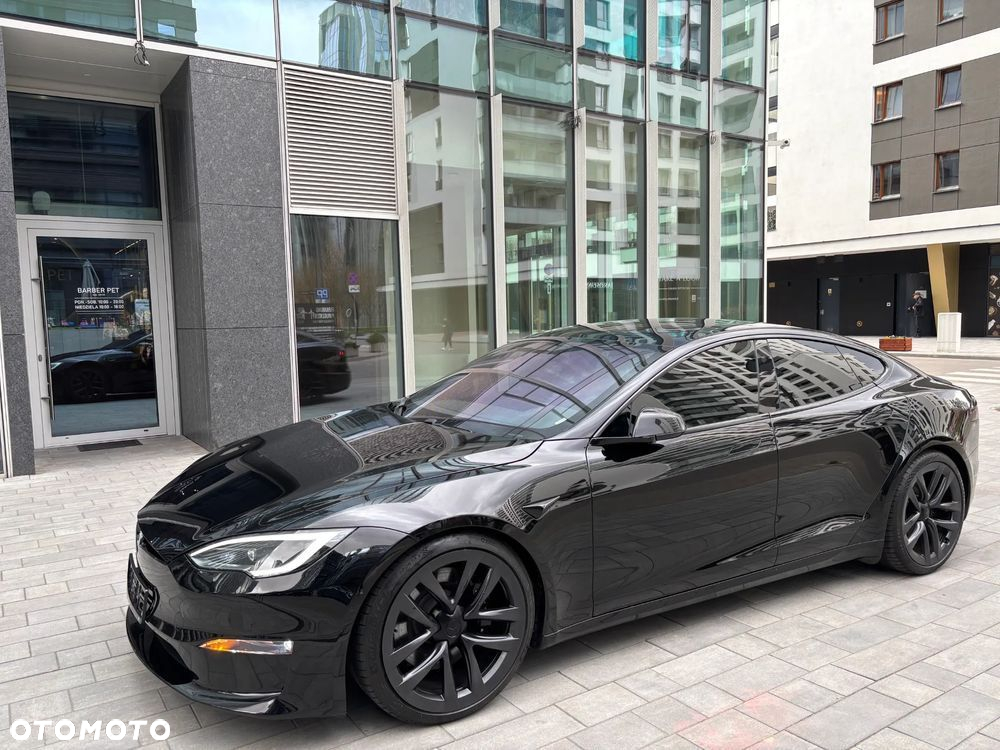Tesla Model S Plaid - 21