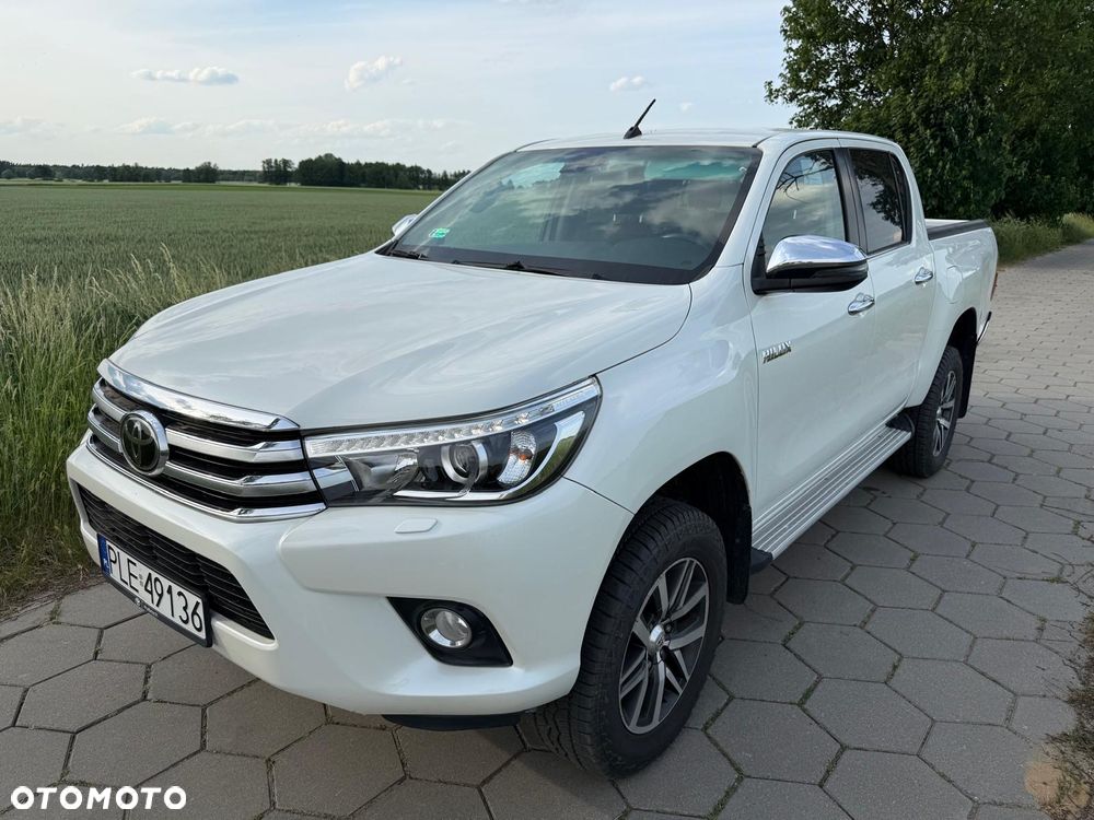 Toyota Hilux 2.4 D-4D Double Cab SR5 4x4 - 1