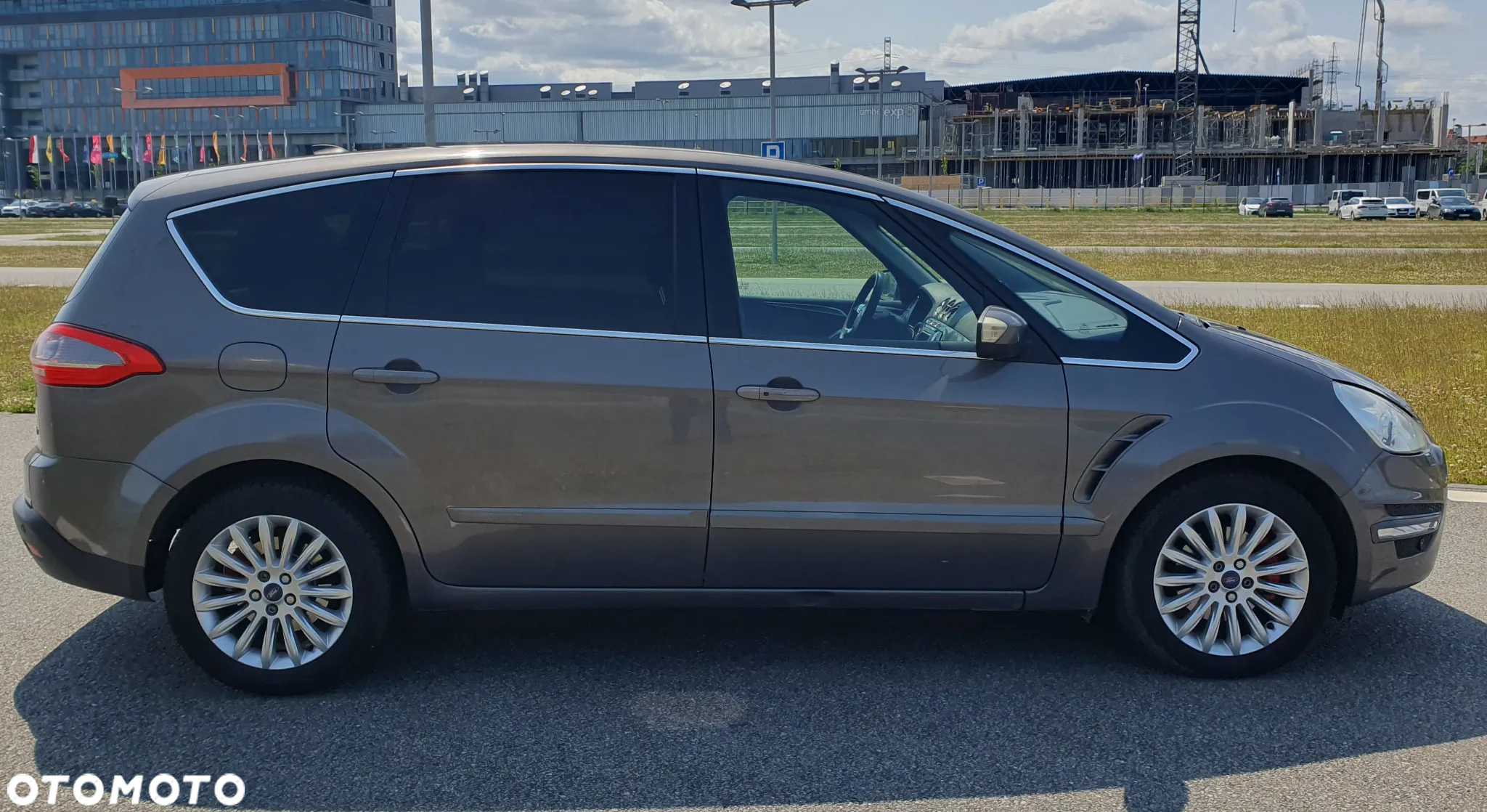 Ford S-Max - 9