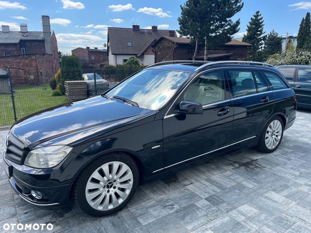 Mercedes-Benz Klasa C 320 CDI DPF Elegance - 13