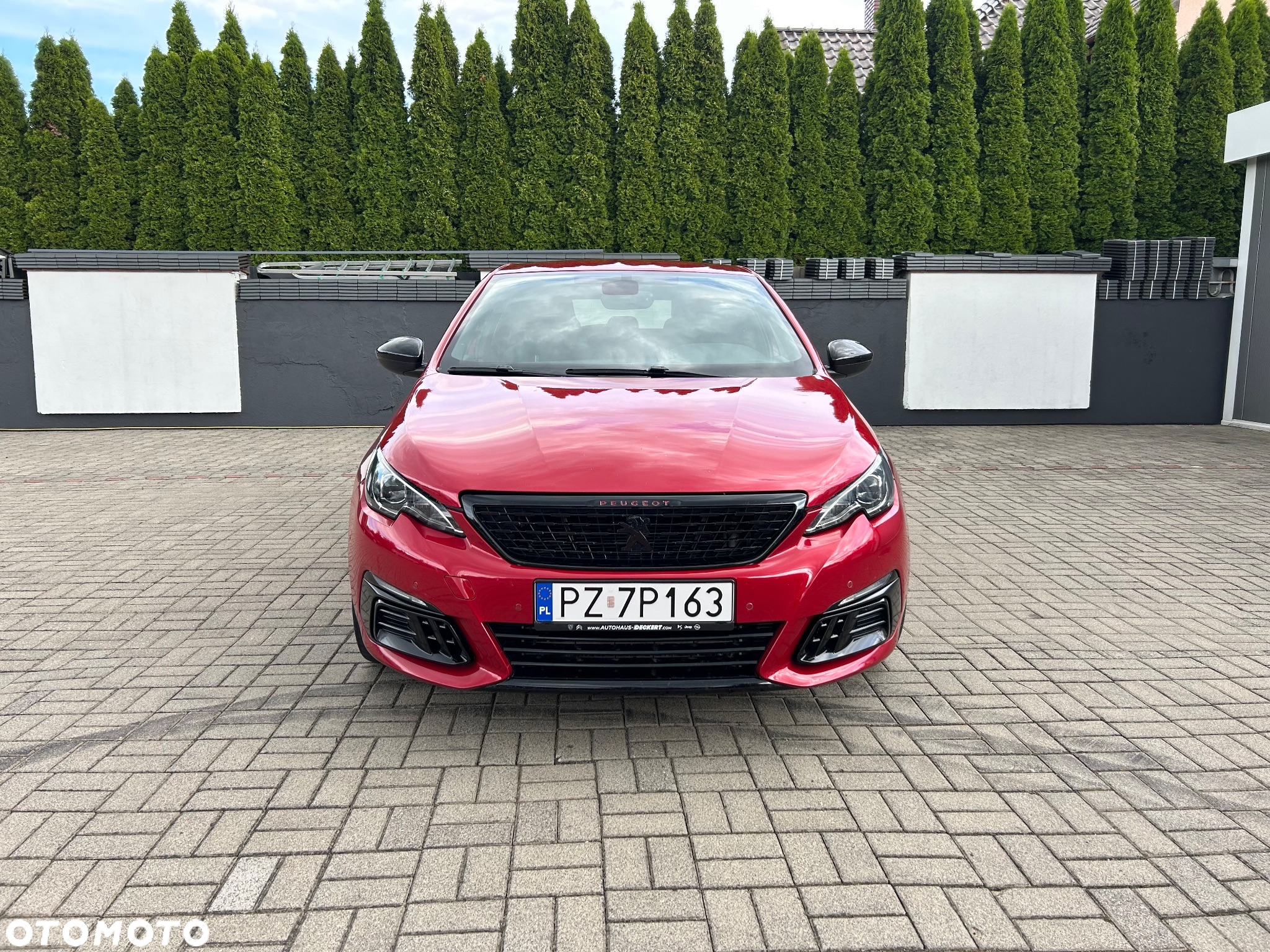 Peugeot 308 1.6 e-THP GTi by Sport S&S - 3