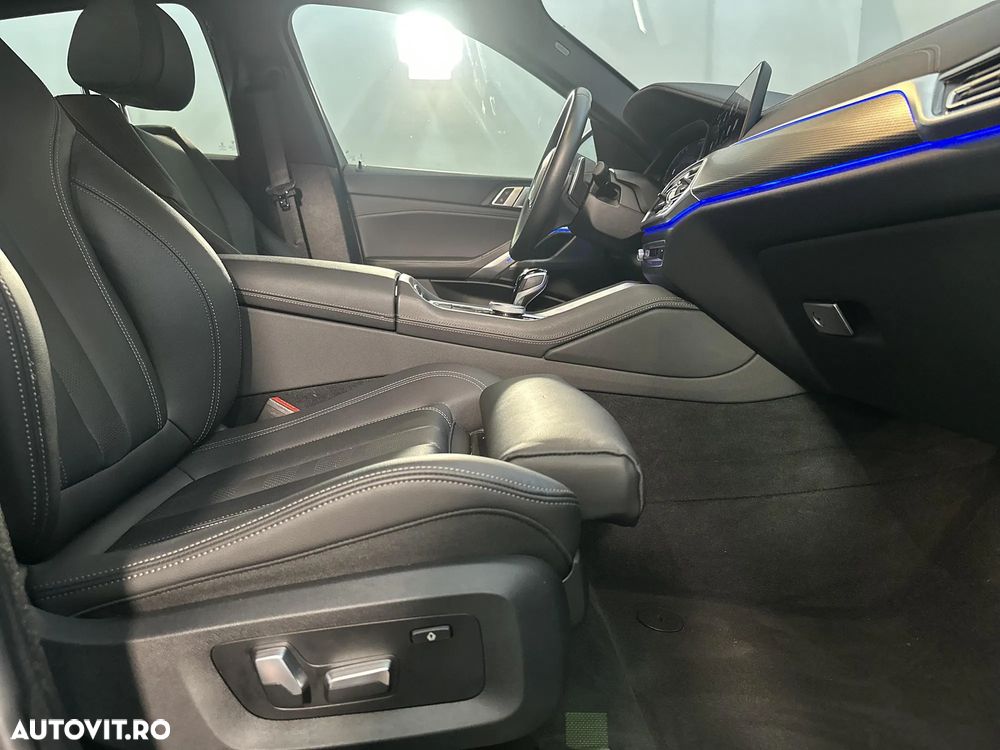 BMW X6 xDrive40i - 11