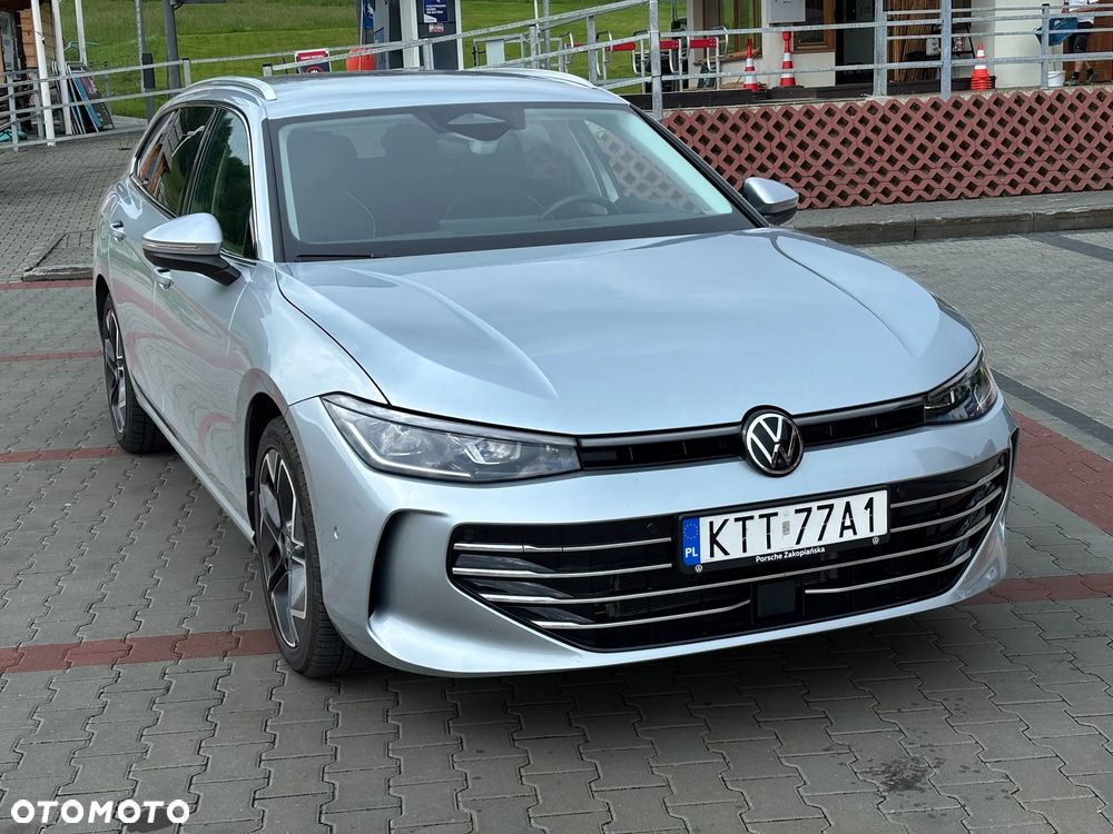 Volkswagen Passat - 2
