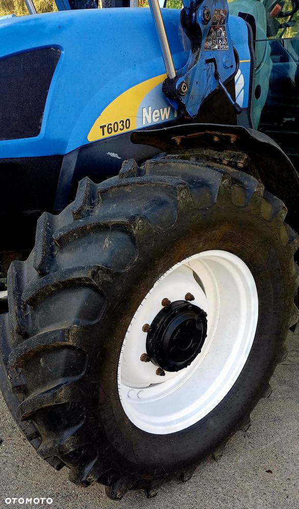 New Holland T6030 - 11