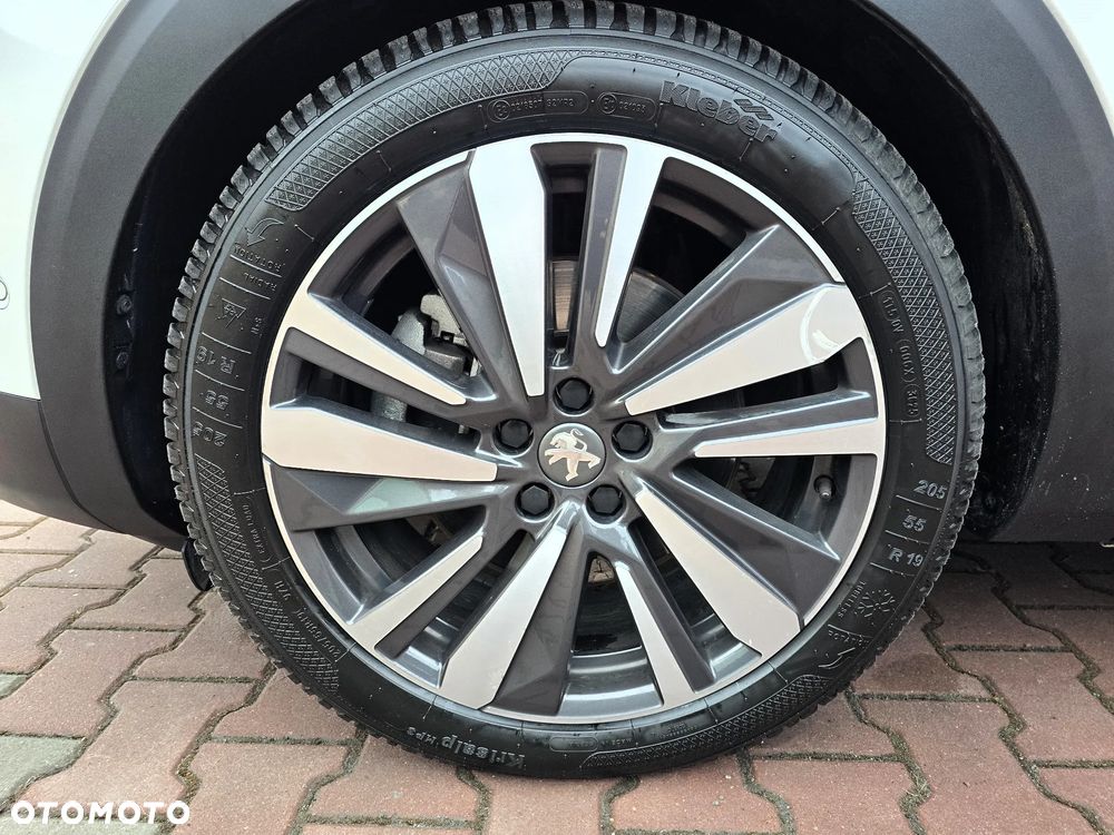 Peugeot 3008 1.6 PureTech HYbrid4 GT S&S EAT8 - 19