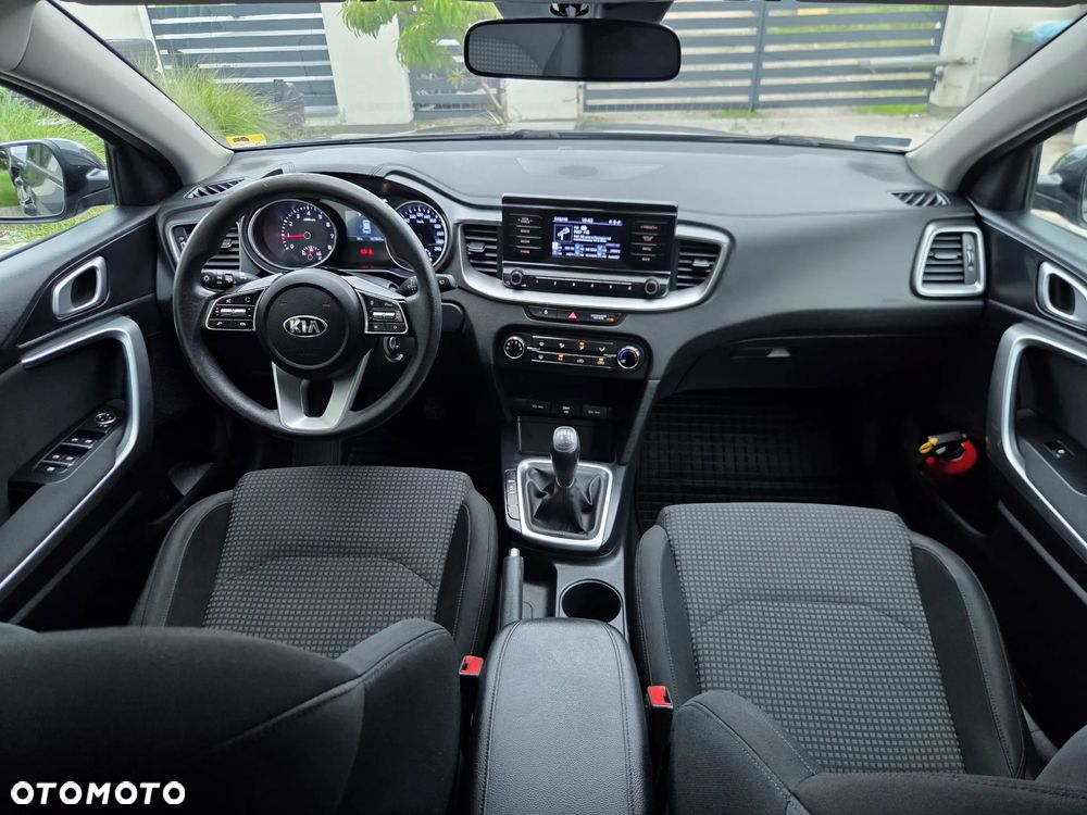 Kia Ceed 1.0 T-GDI M - 12