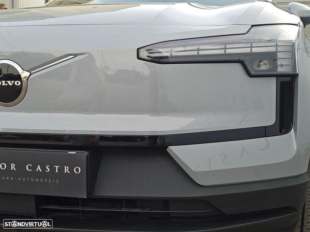 Volvo EX30 69 kWh Single Motor Extended Range Core - 23