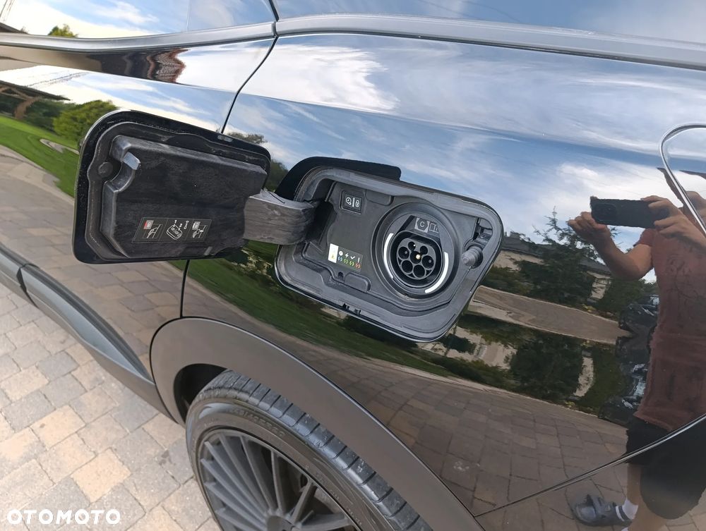 Peugeot 3008 1.6 PureTech Hybrid4 PHEV GT Pack S&S EAT8 - 37