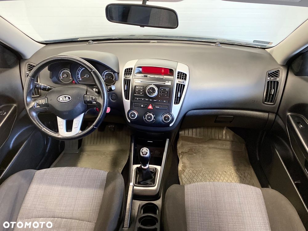 Kia Ceed Cee'd 1.4 Comfort + - 9