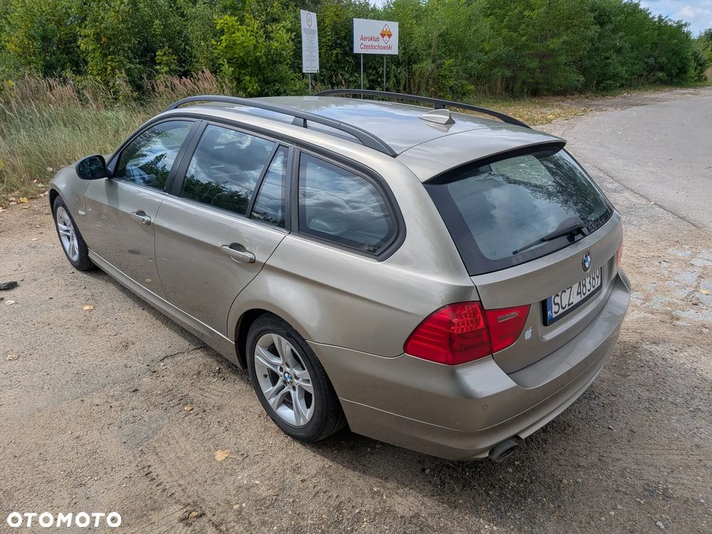 BMW Seria 3 318d DPF - 13