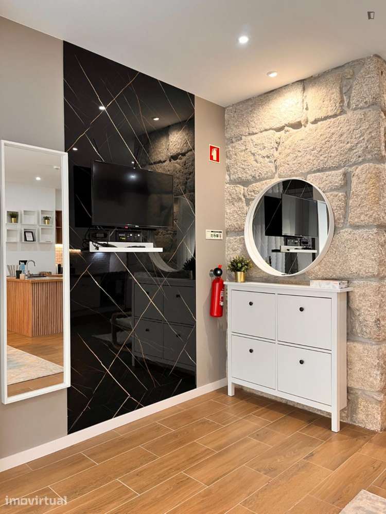 Apartamento com 2 quartos - localizado em Sé Porto - Grande imagem: 5/35