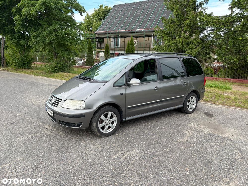 Volkswagen Sharan 2.0 TDI Highline - 1