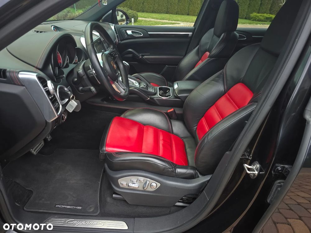 Porsche Cayenne S Diesel Platinum Edition - 13