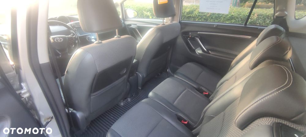 Toyota Verso 1.8 Prestige MS 7os EU6 - 17
