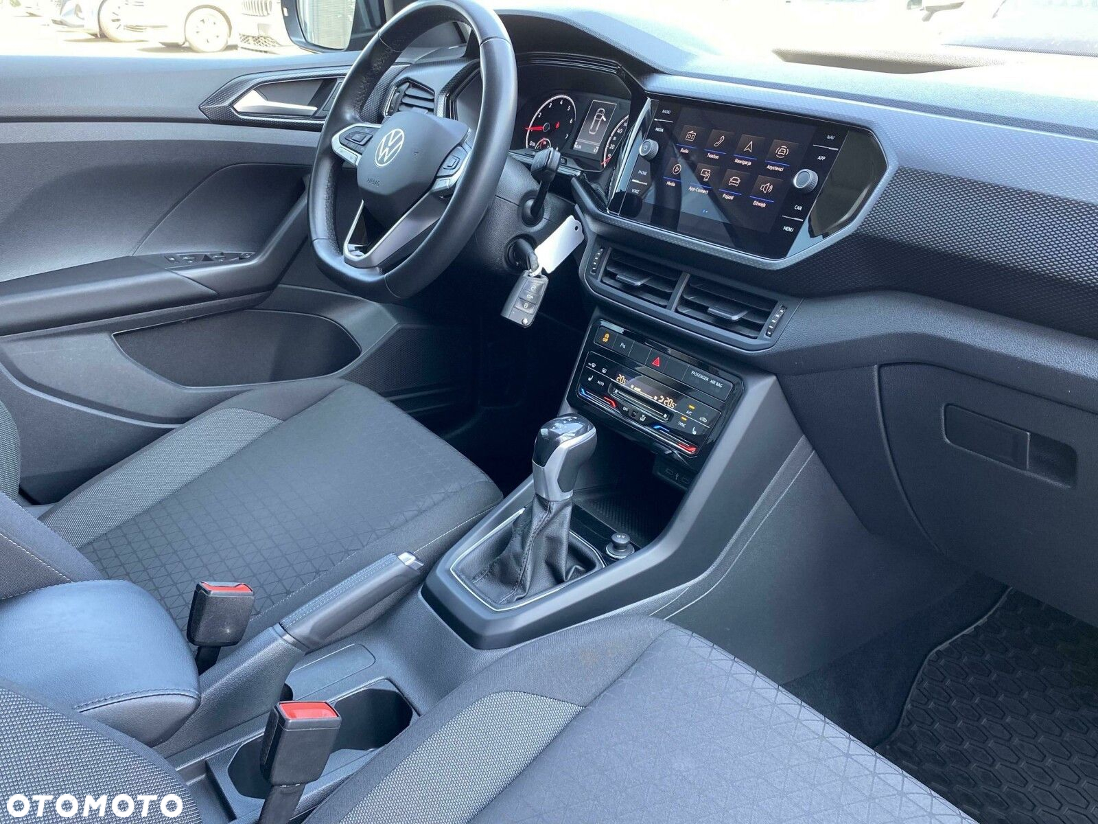 Volkswagen T-Cross 1.0 TSI Life DSG - 18