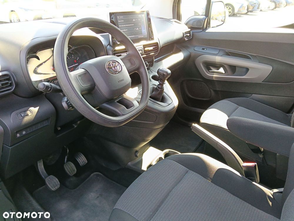 Toyota Proace City Verso 1.5 D-4D Business - 10