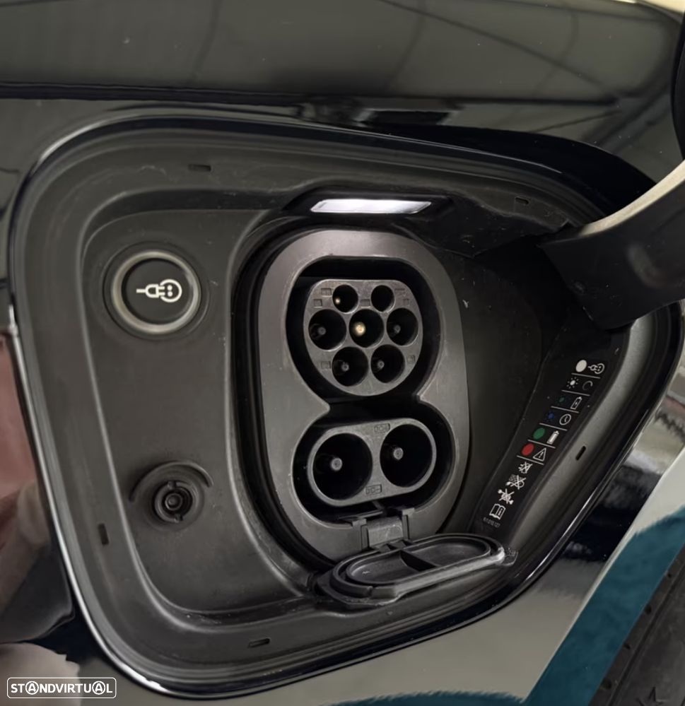 Porsche Taycan 4S - 22